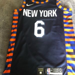 New York Knicks Kristaps Porzingis Jersey Medium